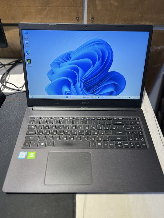 Ноутбук Acer i5-8