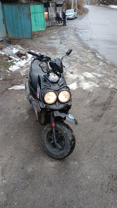 Продам бумер 150 тысячь