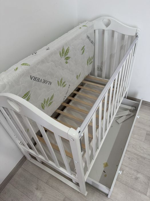 Детскиая кроватка в отличном состоянии