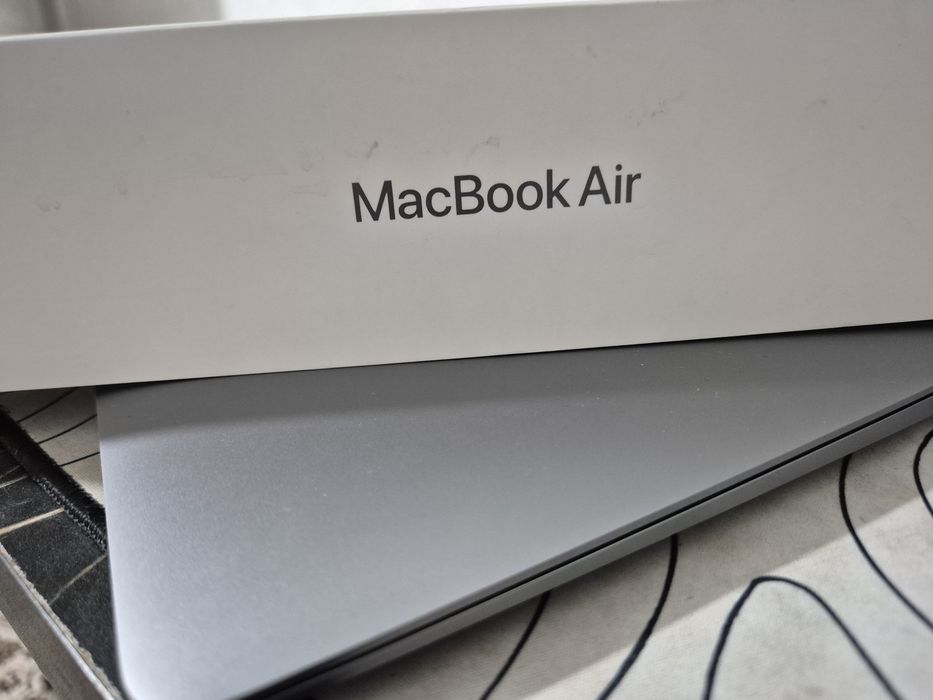 MacBook 13 Air M1