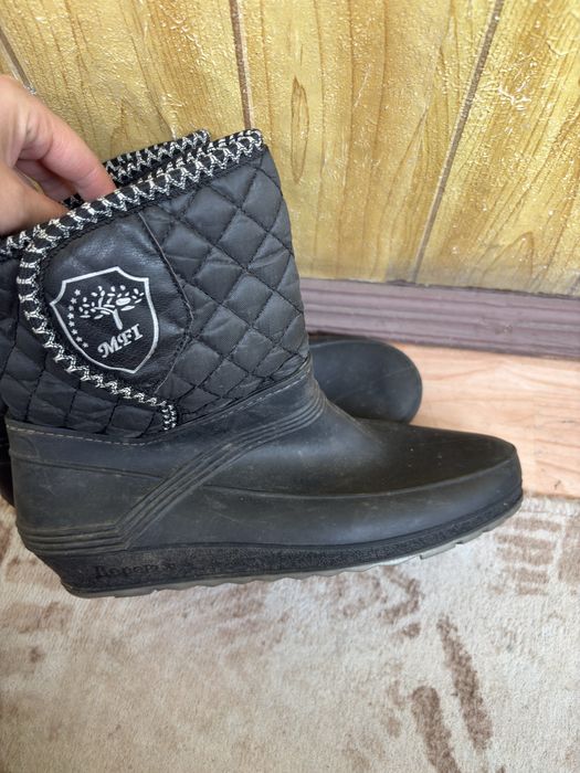 детский и женские  обувь