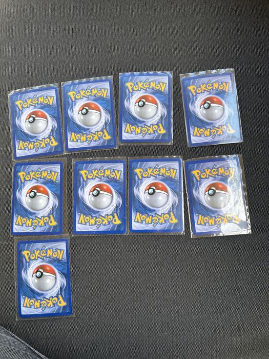 Pokemon карти оригинални