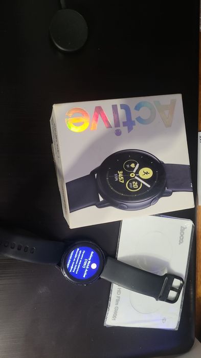 продам Смарт-часы Samsung Watch Active