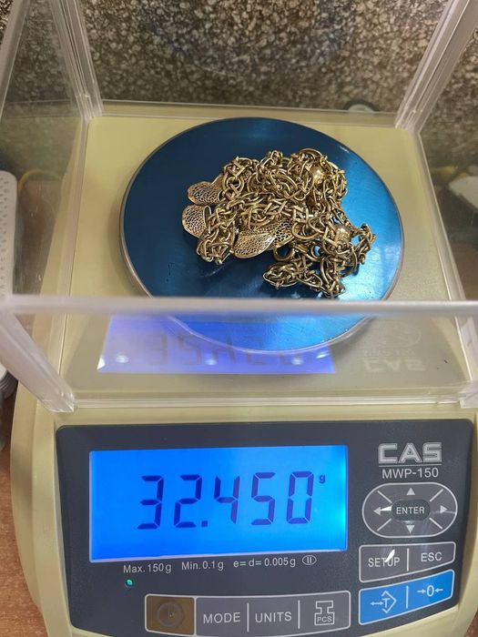 Янги такилмаган тиллолар сотилади грами 850000 дан бераман