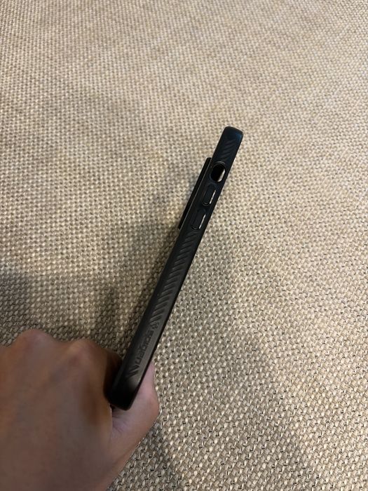 Husa Spigen Liquid Air iPhone 13 Pro