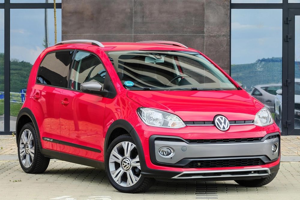 Volkswagen Cross UP / Automat / Benzina /