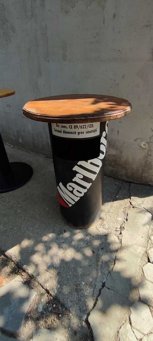 Masa de terasă din fier și lemn