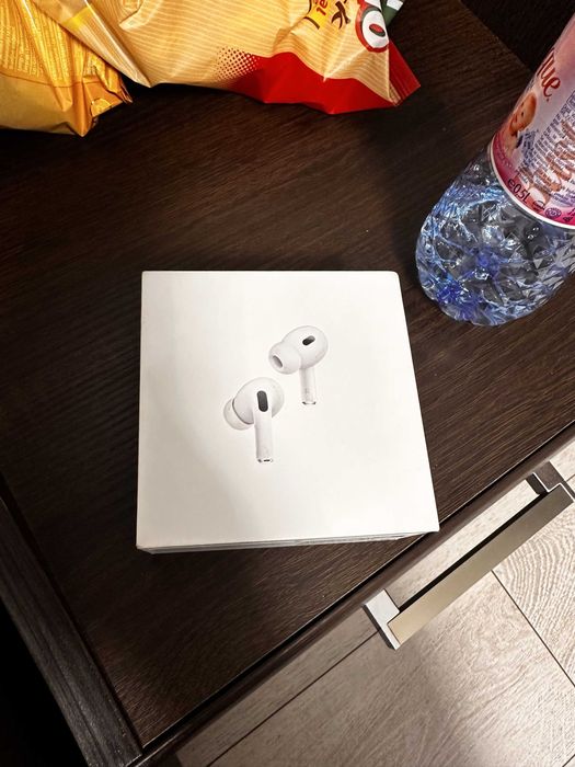 Casti wireless Apple AirPods Pro 2 in stare impecabila