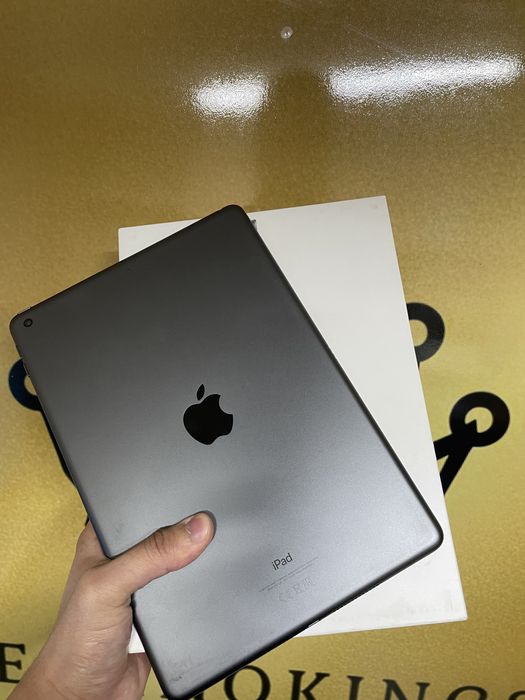 Ipad 9 / 64gb.