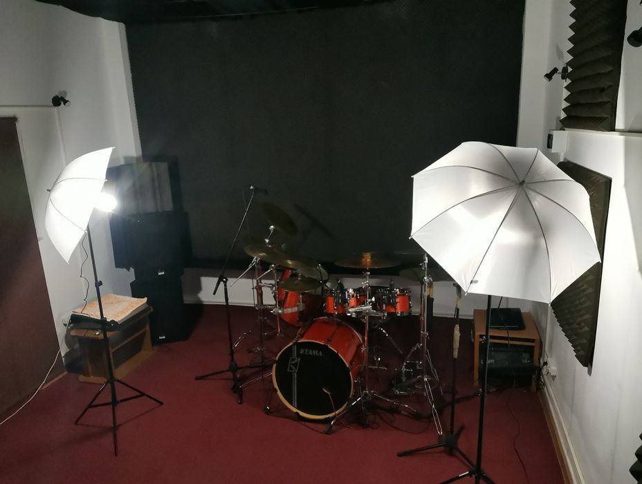 Cursuri pentru pasionatii de percuție, tobe