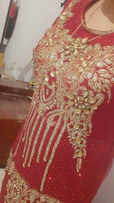 Продам вечерное платье