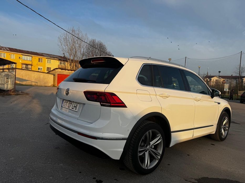 Tiguan R Line interior exterior
