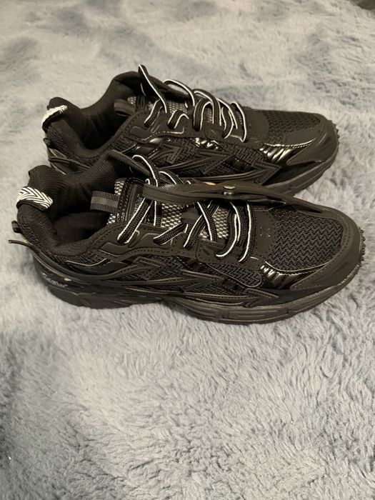 Off-White Be Right Back Black