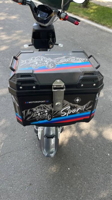 Продам электроскутер