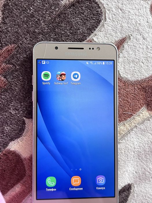 Samsung Duos, золотистый цвет