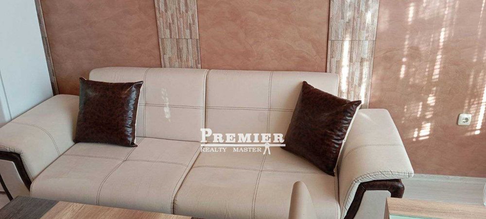 Продава се Двустаен апартамент в к.к. Слънчев бряг - 68 кв.м за 1170 €/кв.м - Снимка #2