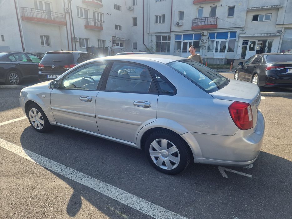 Vând Chevrolet Lacetti prim proprietar