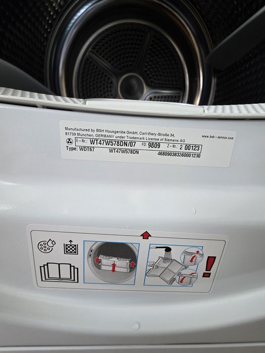 Сушилня с термопомпа Siemens iQ700