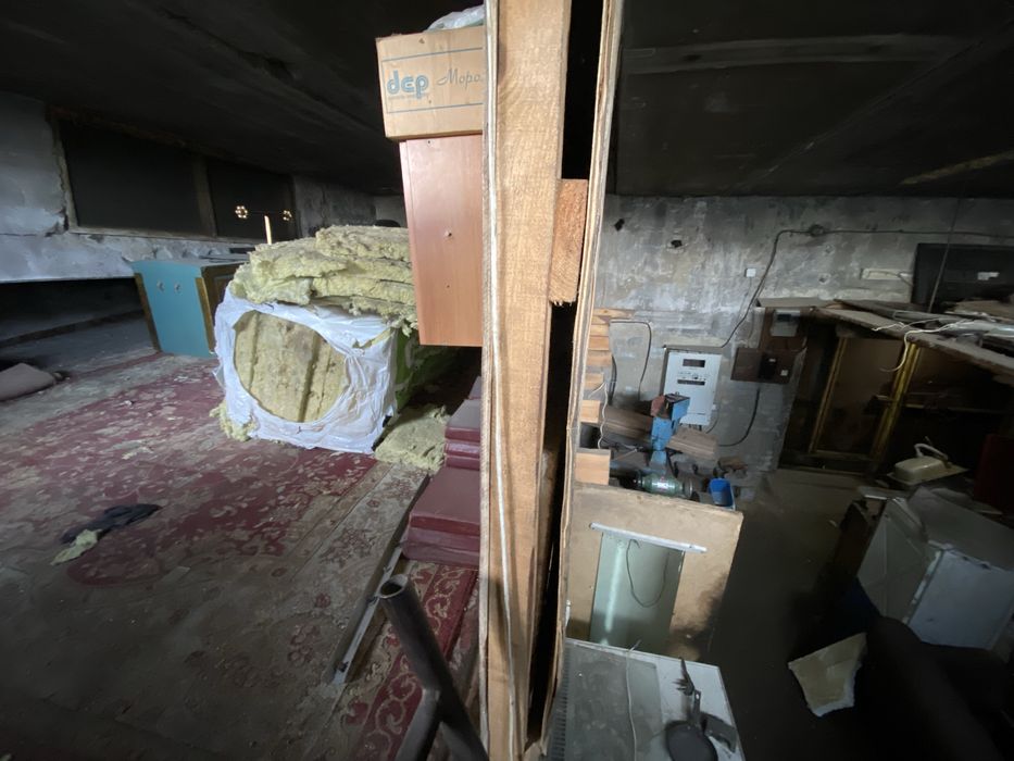 Гараж - цех и два токарных станка