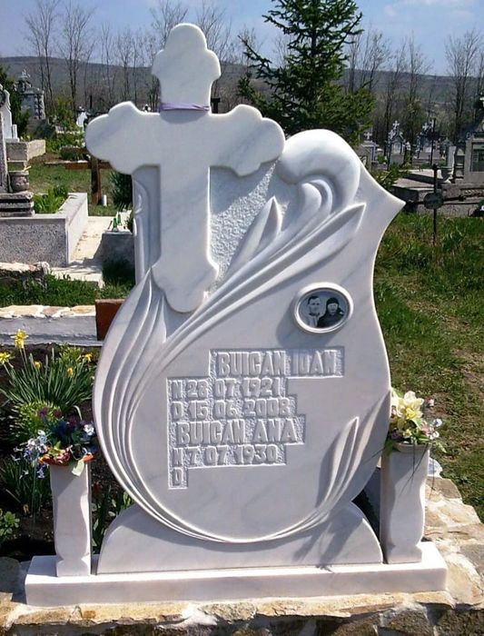 Vând cruci la oferta diferite modele