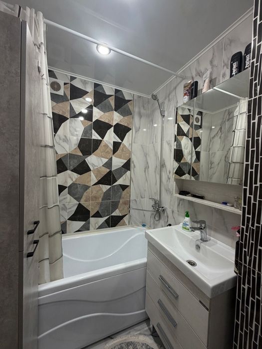 Продается 3-х комн.кв Центр