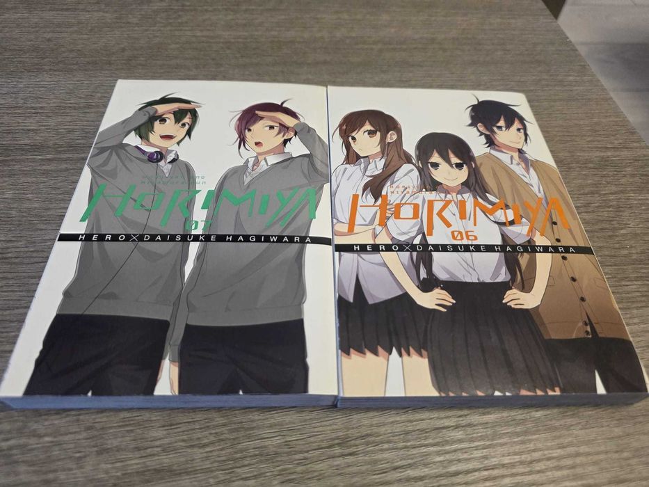 Colectie MANGA 2 carti (6 si 7) - "HORIMIYA"