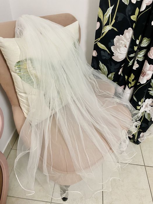 Rochie de mireasa alba, tip sirena, dupa model Rhea Costa