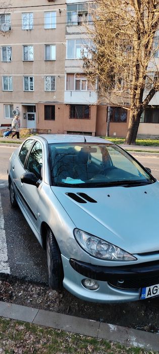 Peugeot 206 sedan