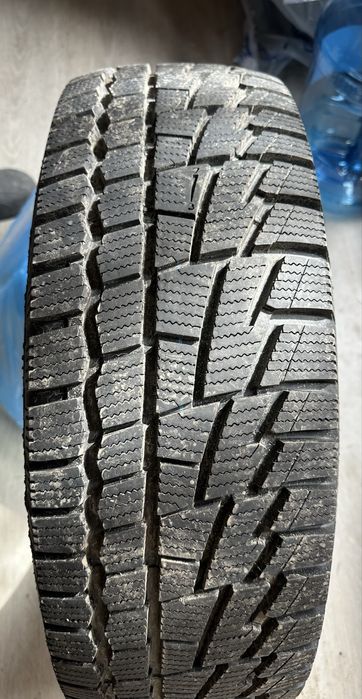 Автошины зимние липучка
