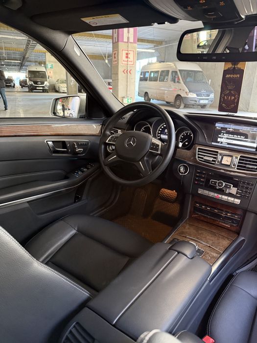 Se vinde Mercede-Benz E200 CGI