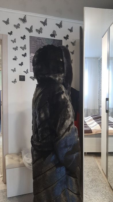 Продам шубу не дорого.