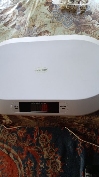 Vand cantar electronic bebeluși