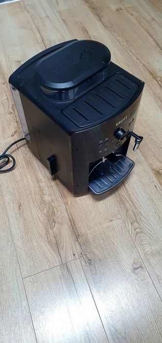 Aparat de cafea Krups ea81 functioneaza perfect