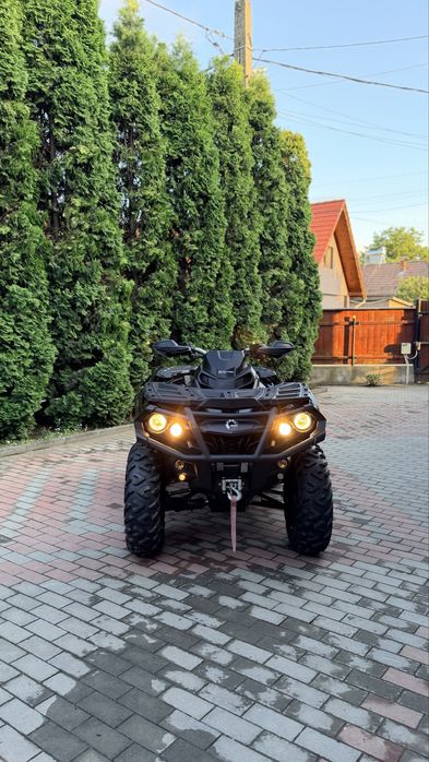 Can-Am Outlander Max XT-P