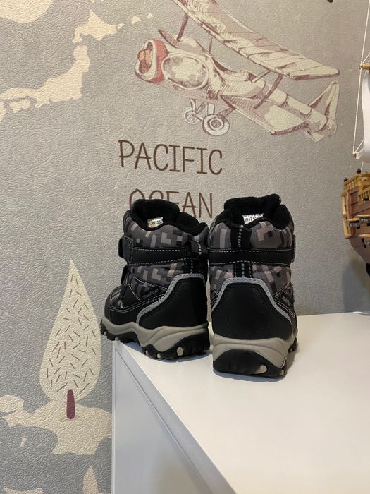 Детские ботинки