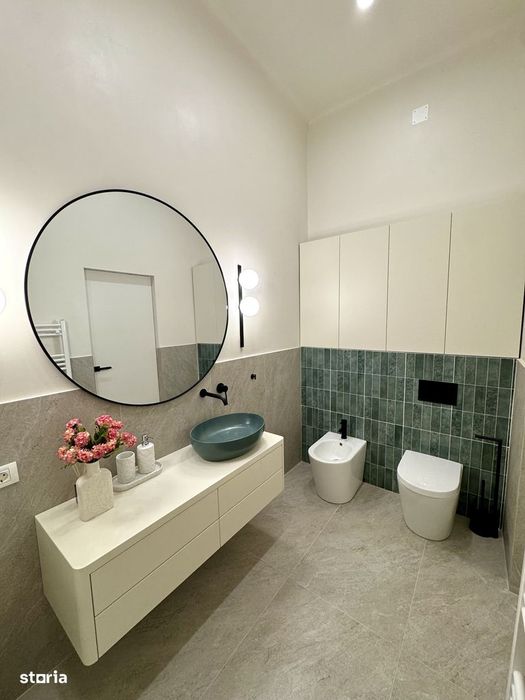 Inchiriez apartament 3 camere, nou amenajat, ultracentral
