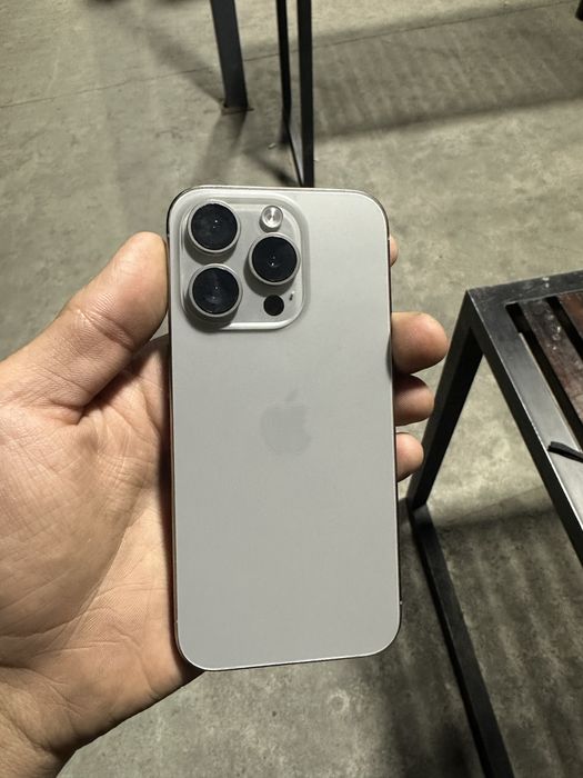 Iphone 15 pro 128 GB