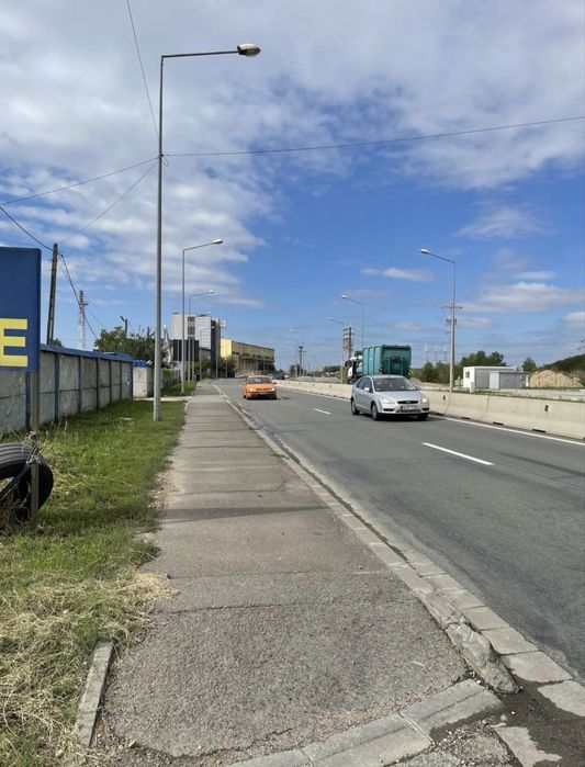 Birouri / Spatiu comercial de inchiriat, iesire la centura(zona Metro)