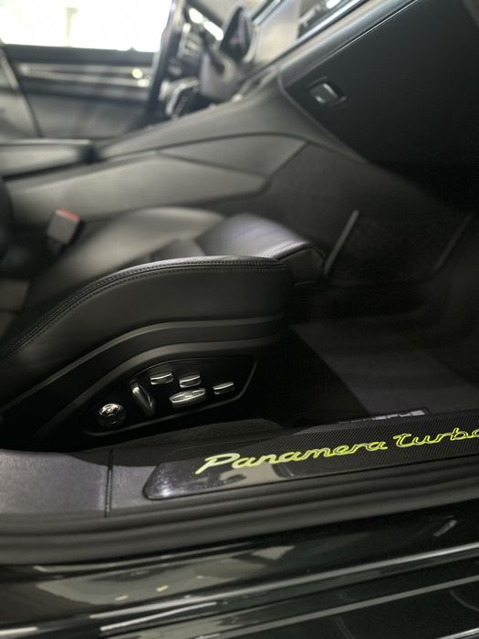 Detailing auto interior, polish chimic curatare tapiterii profesionala