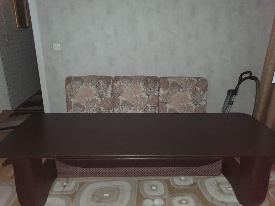 Диван и 2 кресла