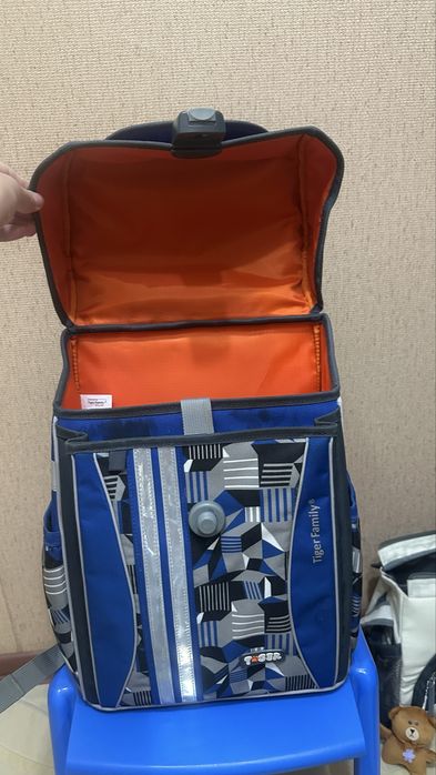 Продам школьный рюкзак.