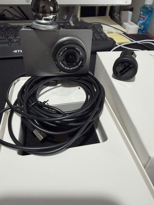 Видеорегистратор xiaomi yi