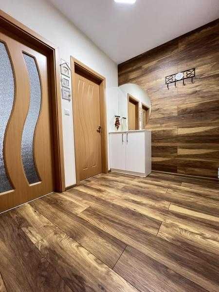 Чисто нов двустаен апартамент в Центъра!