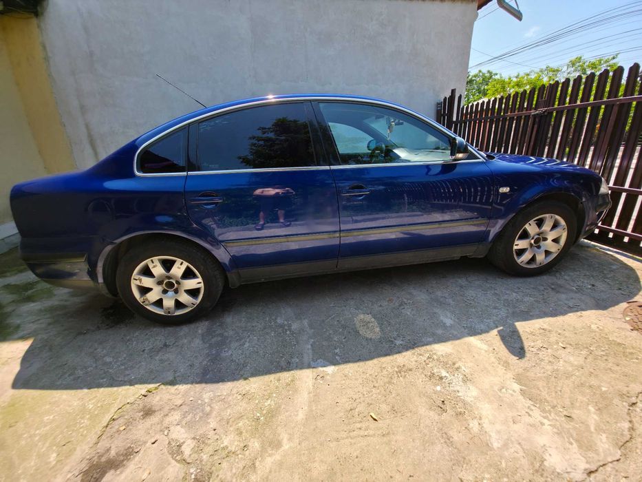 VOLKSWAGEN Passat 2003 — imagine 3