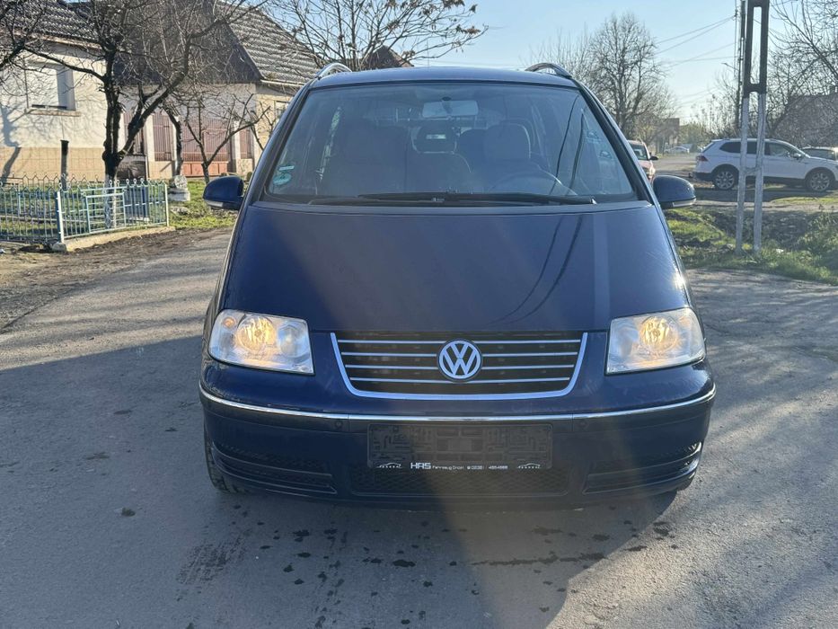 Vând VW Sharan 2.0 tdi an 2007 preț fix