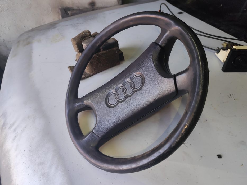 Руль на автомобиль ауди 80 б3