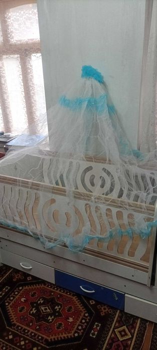 Детская кровать б/у
