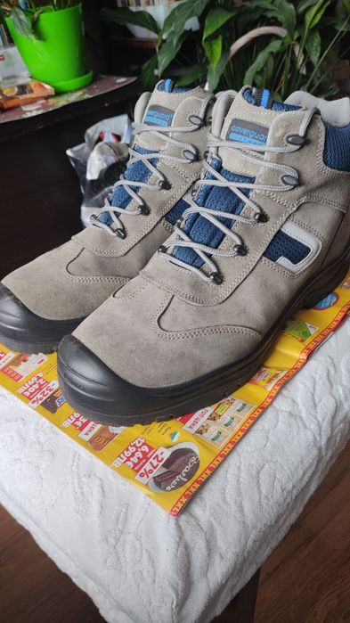 работни обувки високо защитени