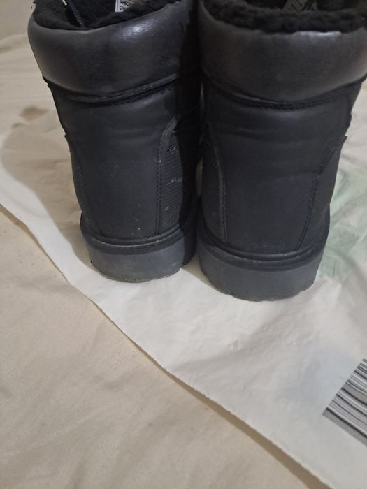 Продам мужские зимние  ботинки