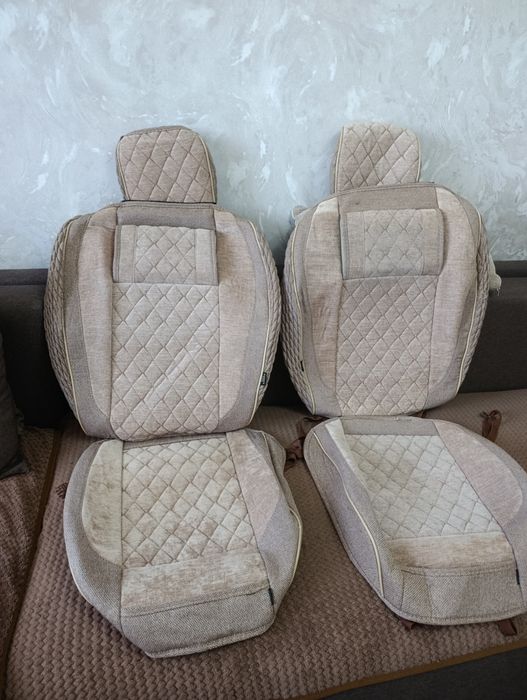 Продам в отличном состоянии чехлы  на машину